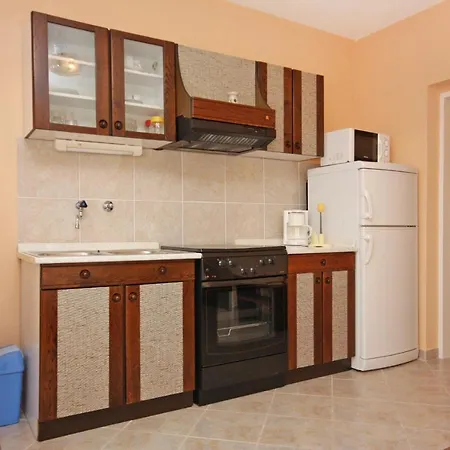 Apartment Apartments With A Parking Space Stari Grad, Hvar - 5730