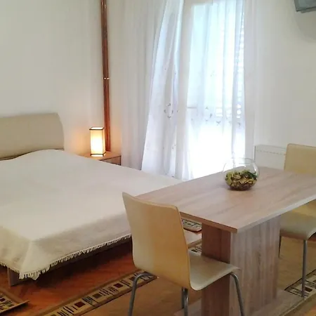 Apartment Apartments With A Parking Space Stari Grad, Hvar - 5730