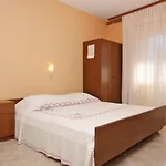 Апартаменты With A Parking Space Stari Grad, Hvar - 5730 Стари Град
